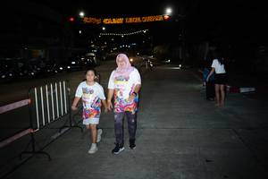 BIB: 10000, 355
                            <button type="button" onclick="openModal(21794521)" class="btn btn-primary btn-sm float-right btn-popup" data-toggle="modal" data-target=".modal-high-quality">
                        <i class="fas fa-shopping-cart"></i> Add to Cart
                    </button>
                                            <button type="button" onclick="isThisMe(21794521, true)" class="btn btn-success btn-sm float-right btn-popup btn-isme hidden" data-toggle="tooltip" data-placement="bottom" title="นี่คือรูปของคุณใช่ไหม คลิกที่นี่เพื่อเอาเข้าอัลบั้ม">
                        <i class="fas fa-plus"></i> Add to album
                    </button>
                    <button type="button" onclick="isThisMe(21794521, false)" class="btn btn-warning btn-sm float-right btn-popup btn-isnotme hidden">
                        <i class="fas fa-ban"></i> Remove from album
                    </button>